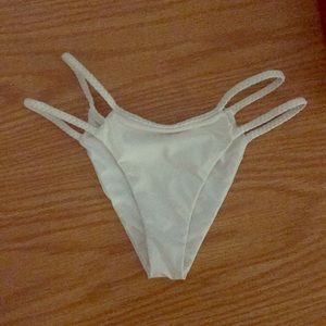 Frankie’s Bikinis White Bikini Bottom Size S
